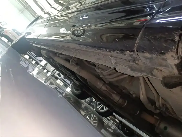 Honda Elysion 2.0 L Hybrid Luxury