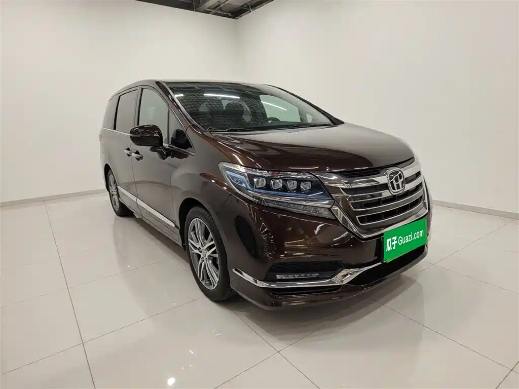 Elysion 2.0 L Hybrid Luxury