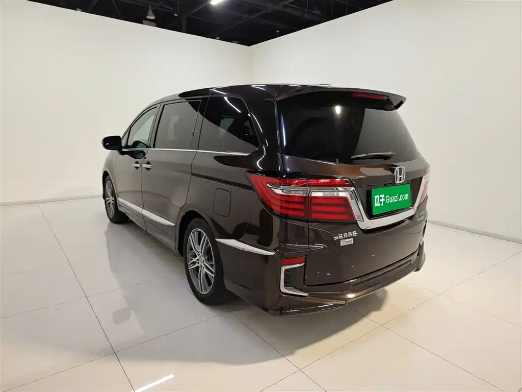 Elysion 2.0 L Hybrid Luxury