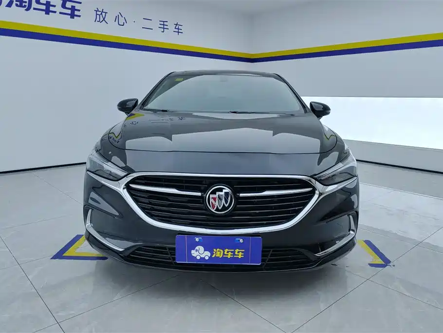LaCrosse 552 T Luxury