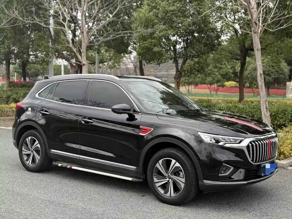 Hongqi HS5 2.0 T Connected Flagship Enjoyment