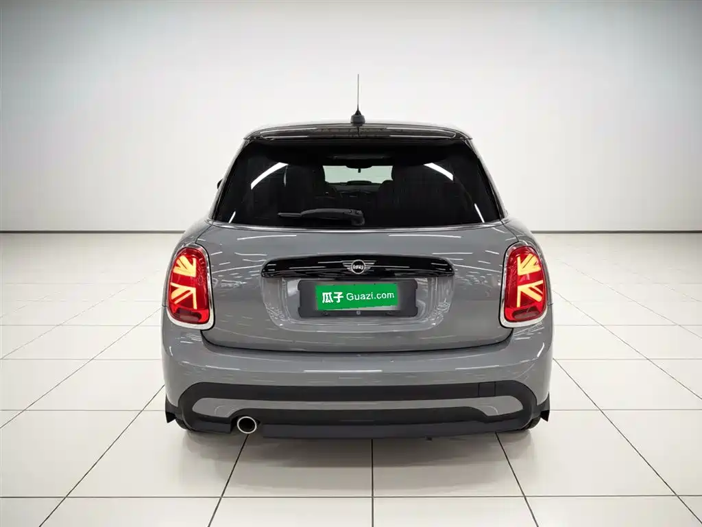 MINI 1.5 T COOPER Classic 5-door