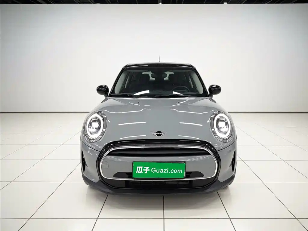 MINI 1.5 T COOPER Classic 5-door