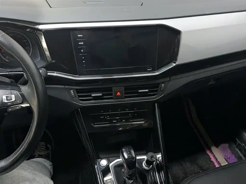 Tayron 330 TSI 2 WD Luxury Connected