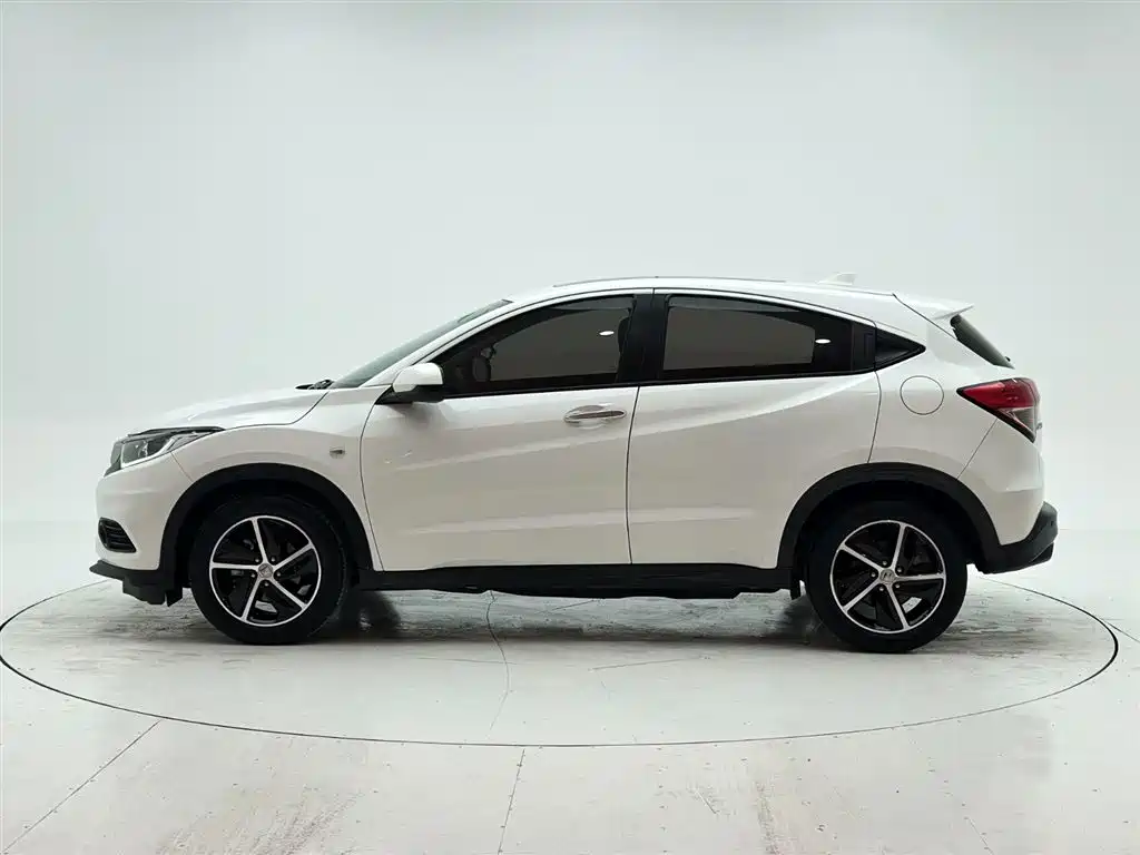 Vezel 1.5 L CVT Pioneer