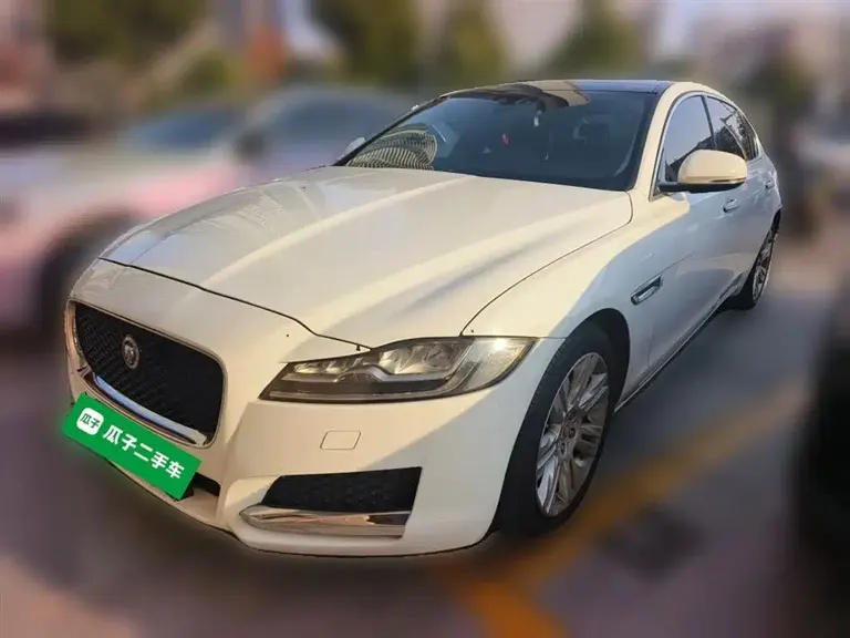 Jaguar XFL XFL 2.0 T 250 PS Luxury