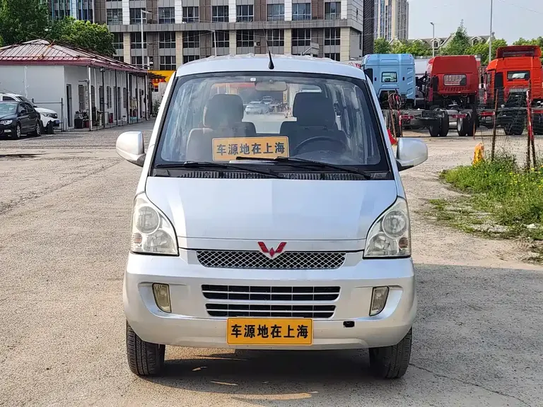 Wuling Rongguang 五菱荣光 2011款 1.2 L舒适型