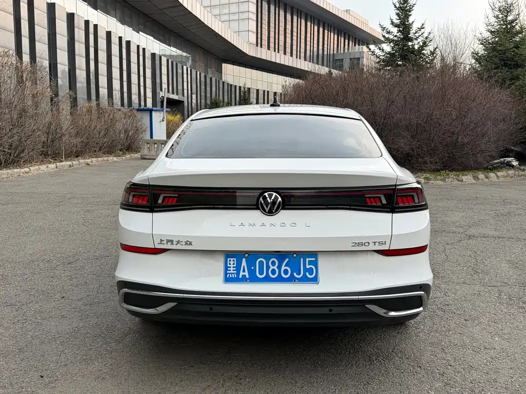 Lamando Lamando L 280 TSI DSG Spicy Cool