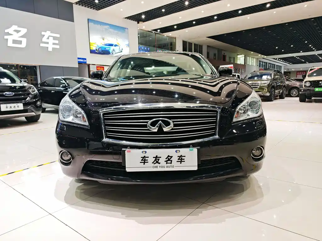 Infiniti Q70 Q70 L 2.5 L Comfort
