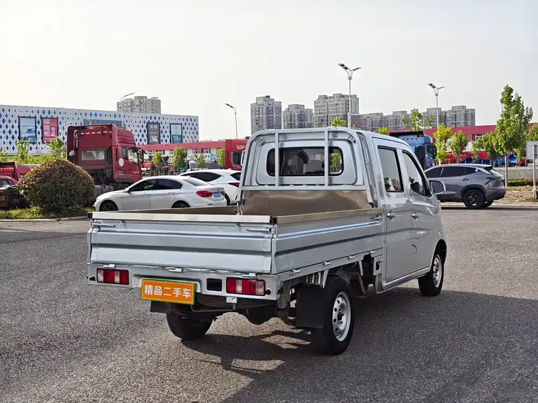 Changan Xingka 长安星卡 2020款 1.5 L标准型双排货车DAM15 KR