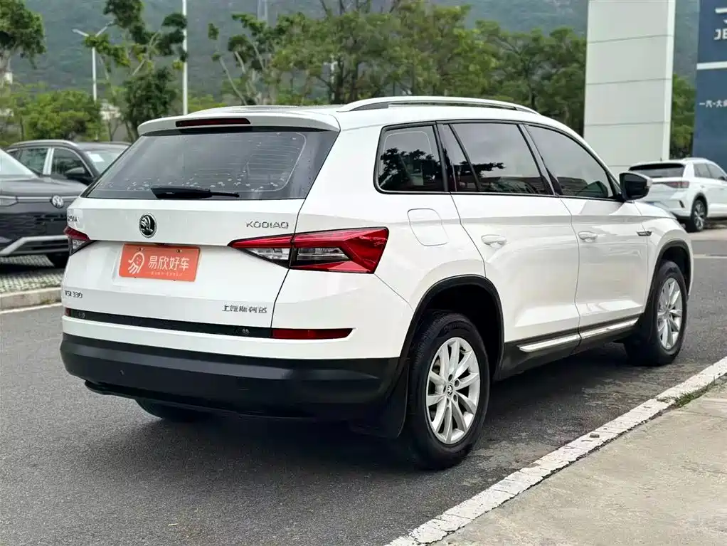 Kodiaq Facelift TSI330 5-seat 2 WD Comfort