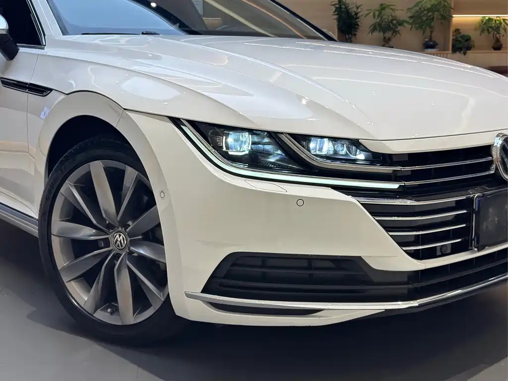VW CC 380 TSI Shine Face CN-VI