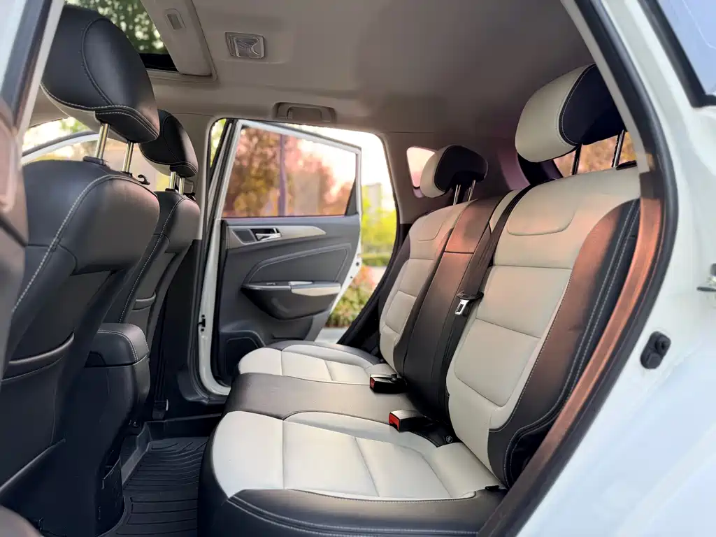 Changan CS35 1.6 L Auto Luxury