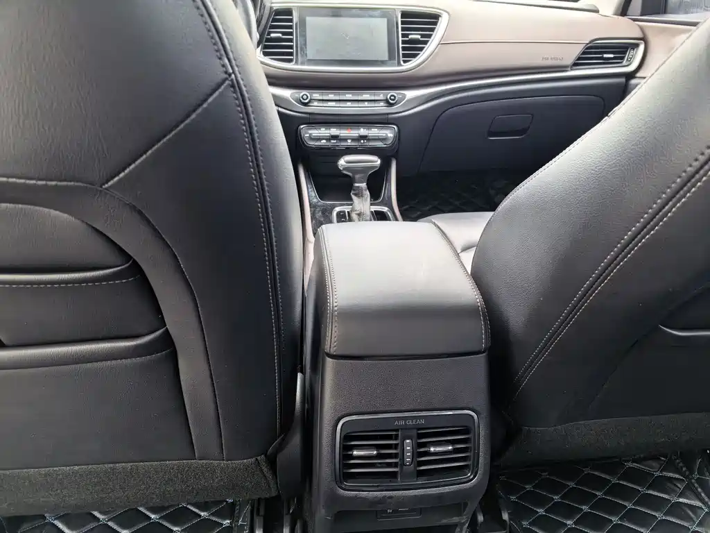 Trumpchi GA4 200 T Auto Luxury