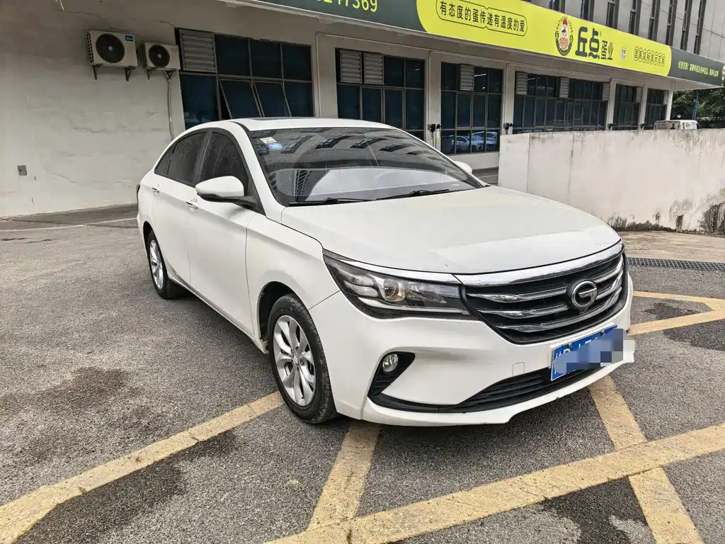Trumpchi GA4 200 T Auto Luxury