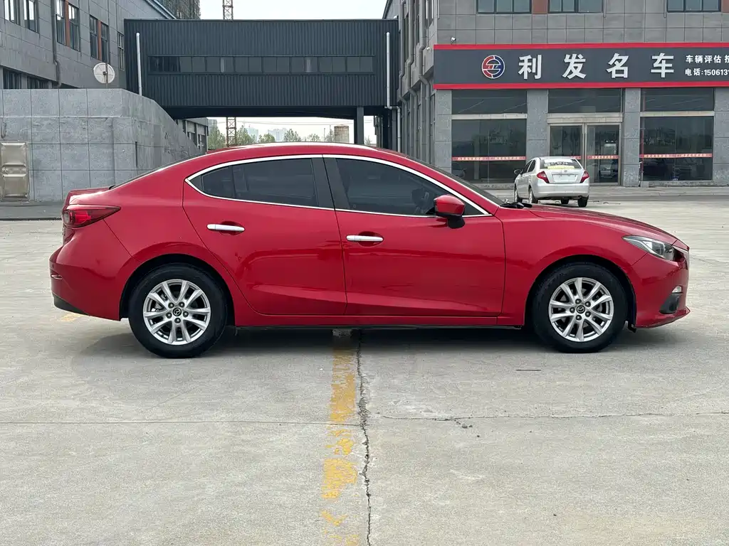 Mazda 3 Axela Sedan 1.5 L Auto Comfort