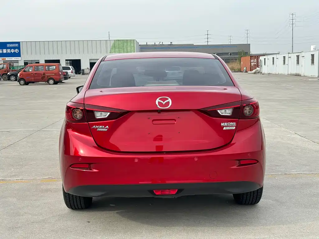 Mazda 3 Axela Sedan 1.5 L Auto Comfort