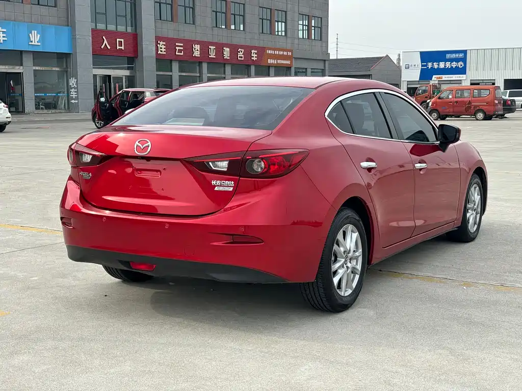 Mazda 3 Axela Sedan 1.5 L Auto Comfort