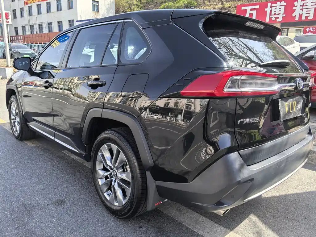 Wildlander 2.0 L CVT 2 WD Luxury
