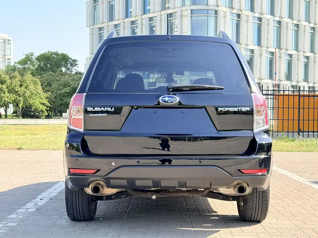 Forester Classic 2.5 XS Auto Sport Navigation