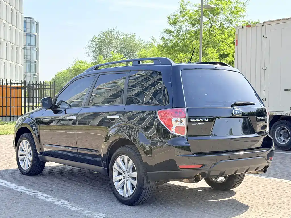 Forester Classic 2.5 XS Auto Sport Navigation