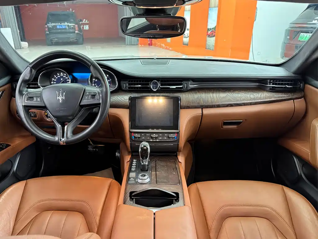 Quattroporte 3.0 T Standard