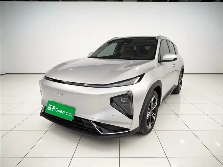 Geely Galaxy L7 EM-i 115 km Explorer +