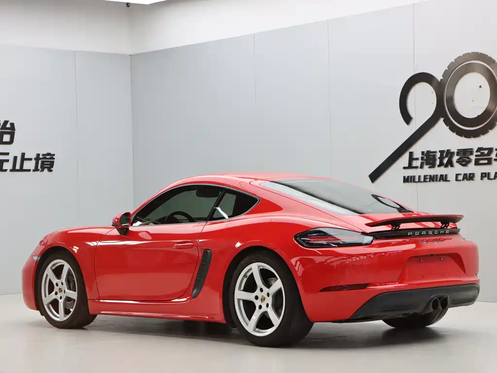 Porsche 718 Cayman 2.0 T