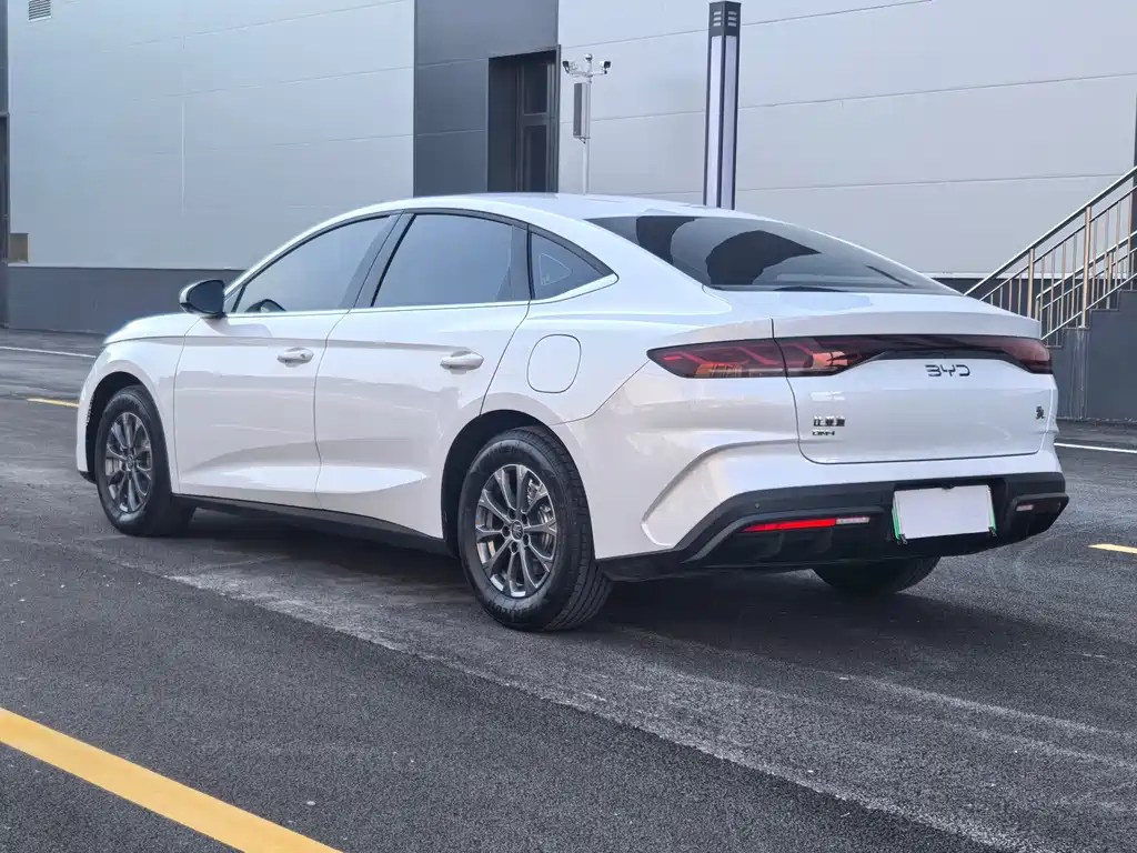 Qin L 秦L 2026款 DM-i 128 KM进取型