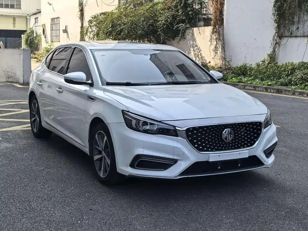 MG6 20 T Auto Trophy Premium Internet CN-V
