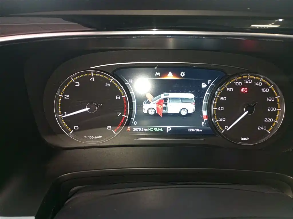 GAC Trumpchi M8 Leading Show Series 390 T Premium