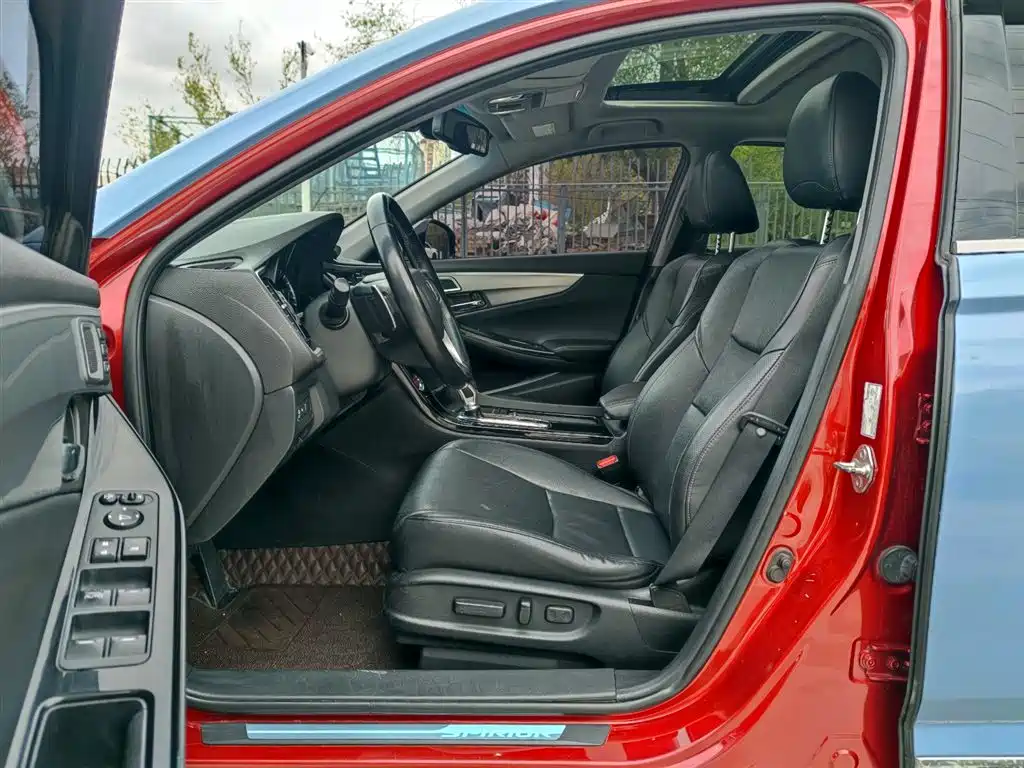 Spirior 2.4 L Distinguished