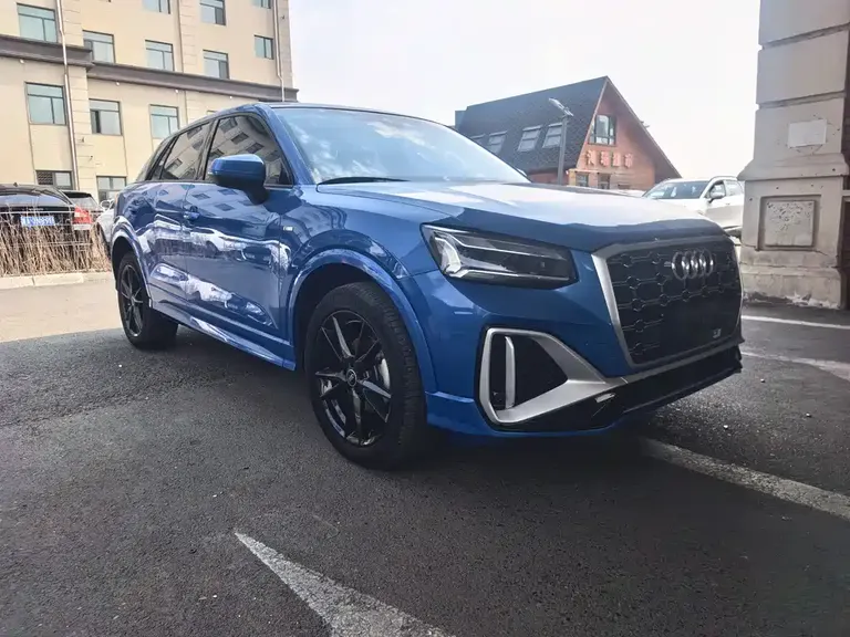 Audi Q2 L 35 TFSI Fashion Dynamic