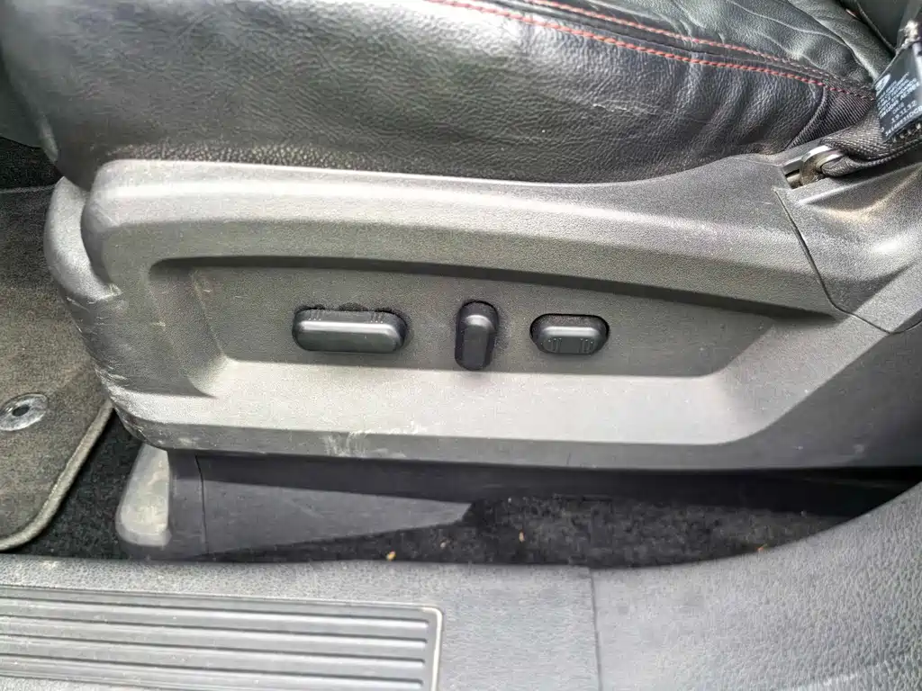 Edge (Import) 2.0 T Elite Sharp