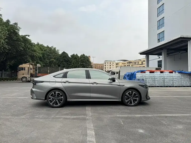 Chery Arrizo 8 1.6 T DCT Elegant