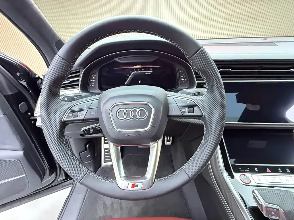 Audi SQ7 4.0 TFSI