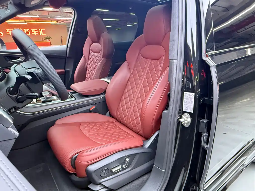 Audi SQ7 4.0 TFSI