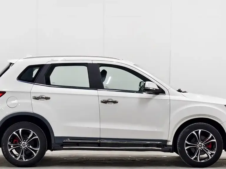 FAW Senya R7 森雅R7 2017款 1.6 L 自动智能型