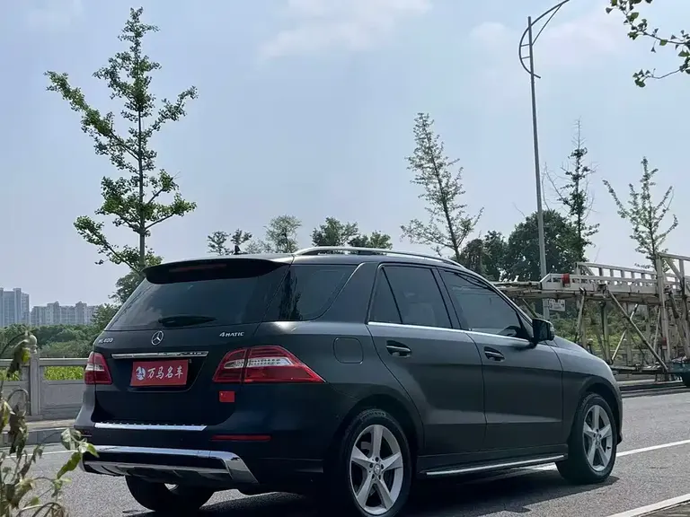 Mercedes-Benz M-Class ML 400 4 MATIC Dynamic