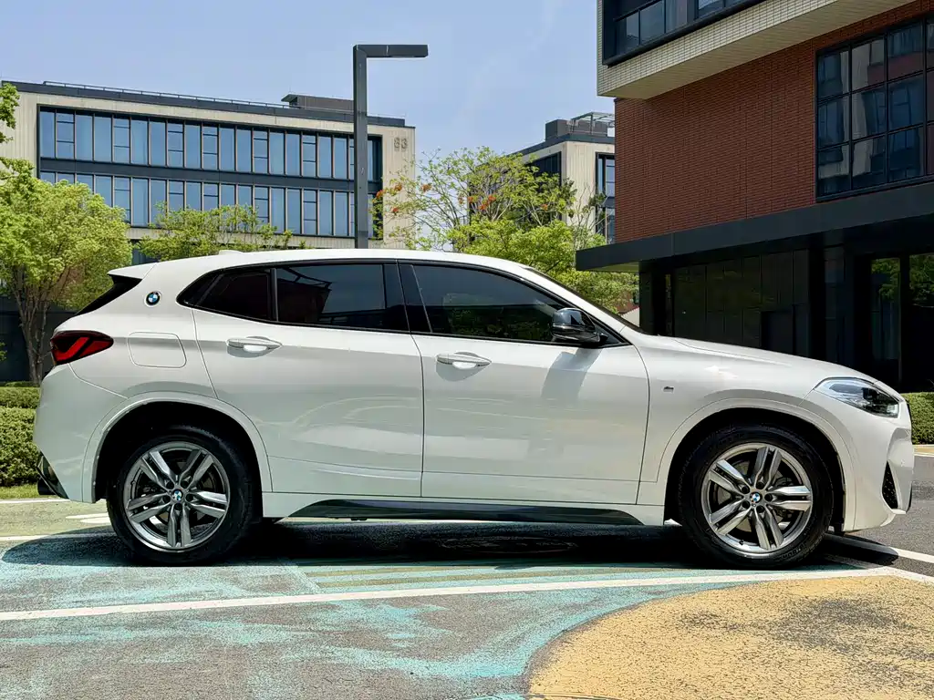 BMW X2 sDrive25 i M Sport Night