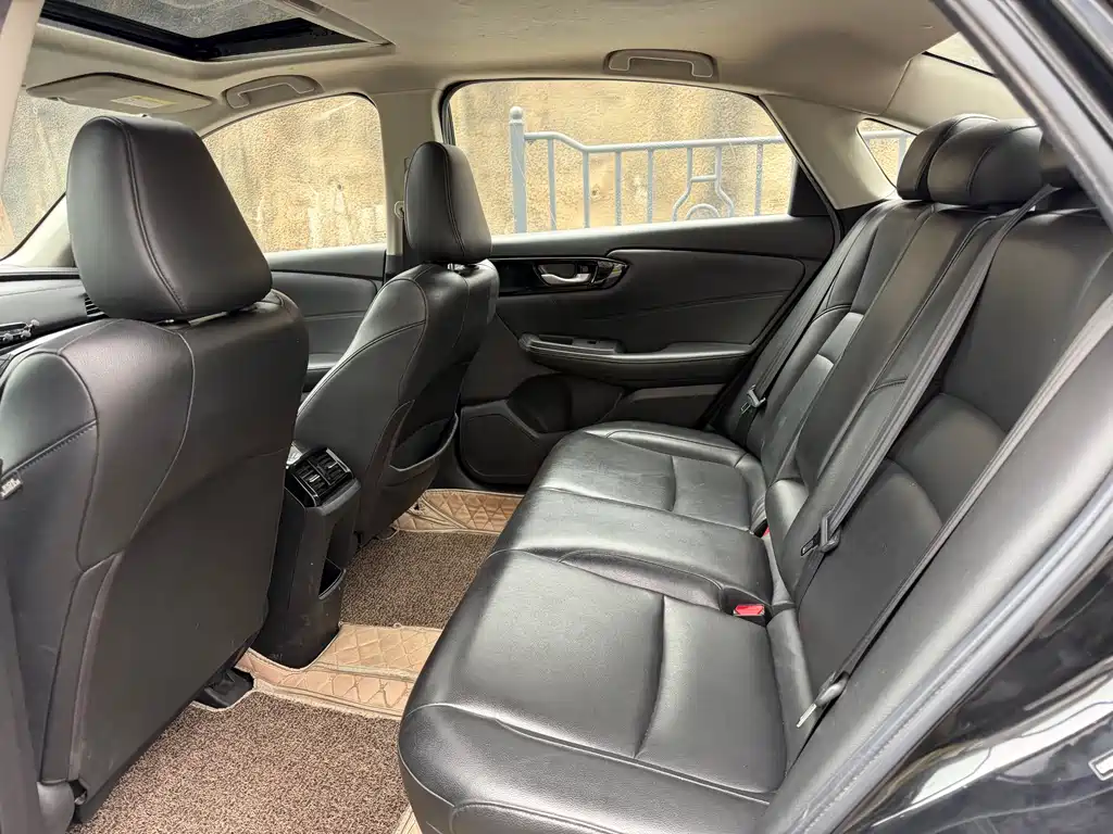 Crider 180 Turbo CVT Luxury CN-VI