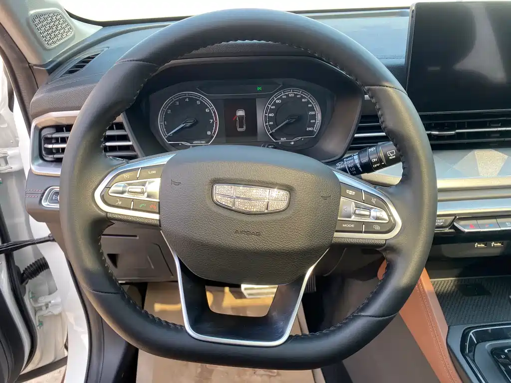 Vision X6 PRO 1.4 T Auto Distinguished