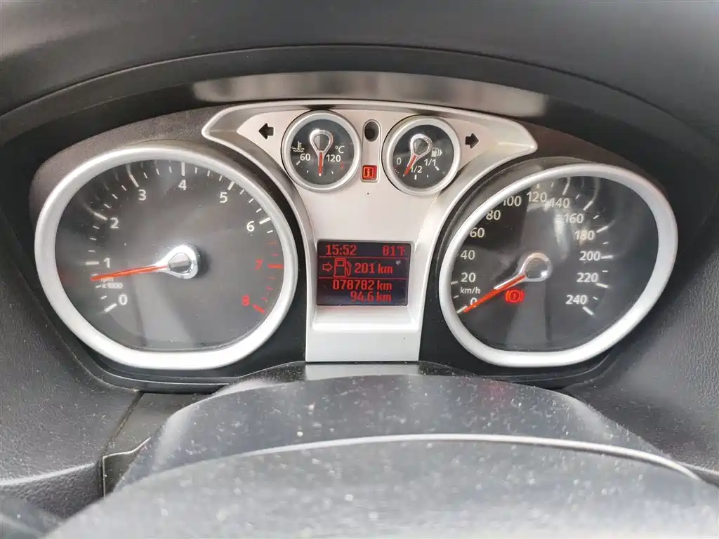 Focus Hatchback Classic 1.8 L Manual Basic