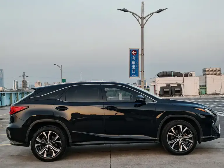 Lexus RX 300 2 WD Comfort CN-V