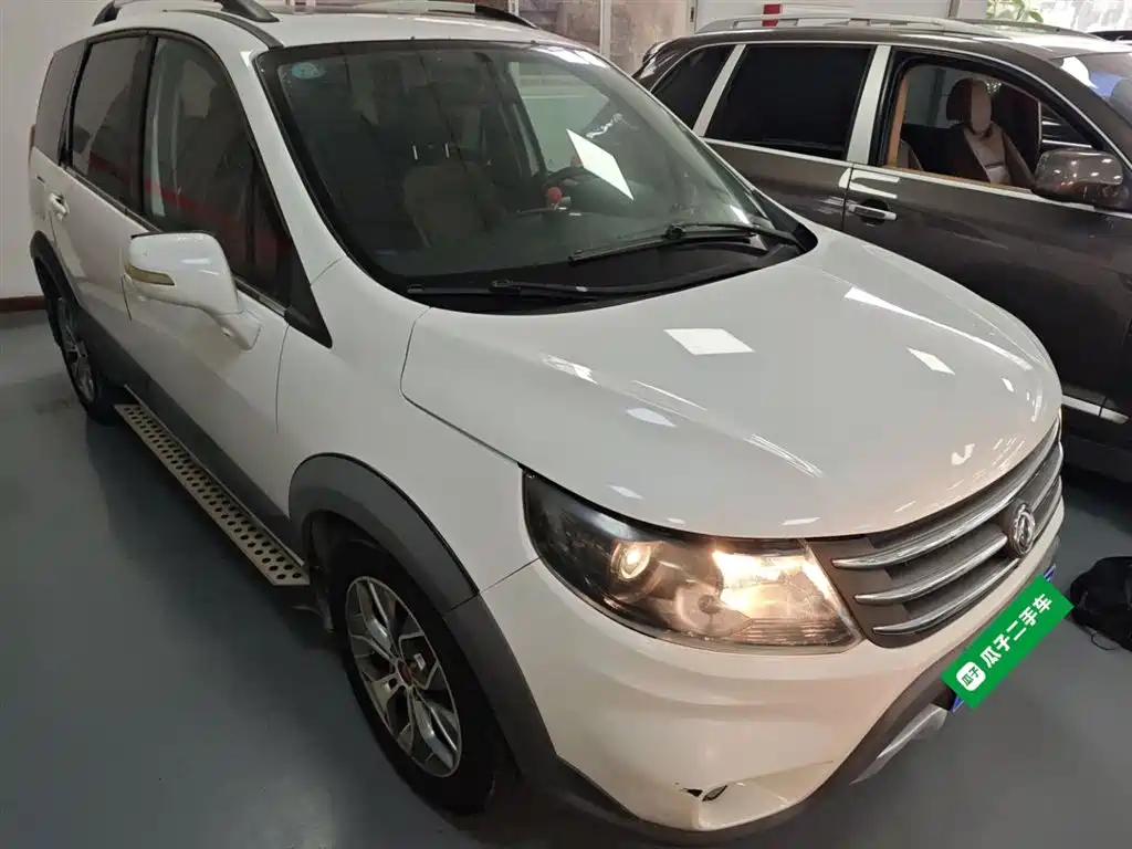 Joyear X5 景逸X5 2016款 1.6 L CVT尊享型