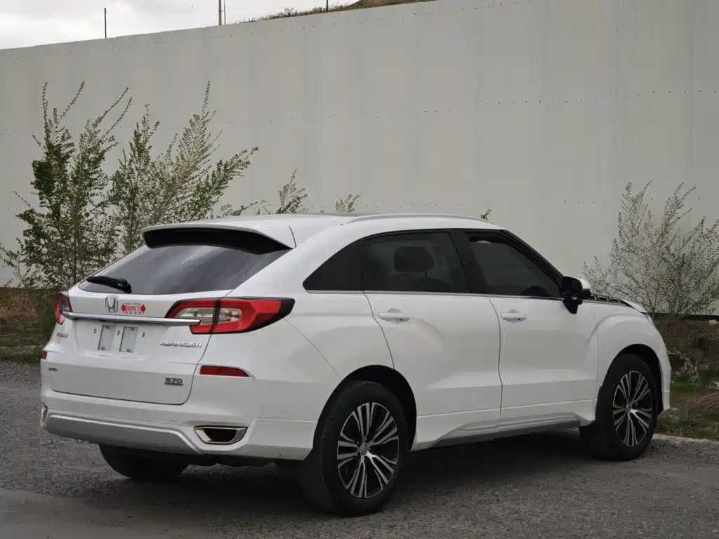 Avancier 370 TURBO 4 WD Premium
