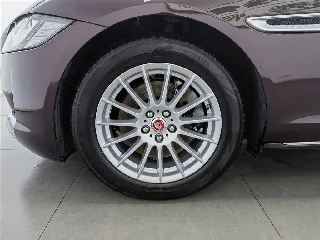 Jaguar XFL XFL 2.0 T 200 PS Elite