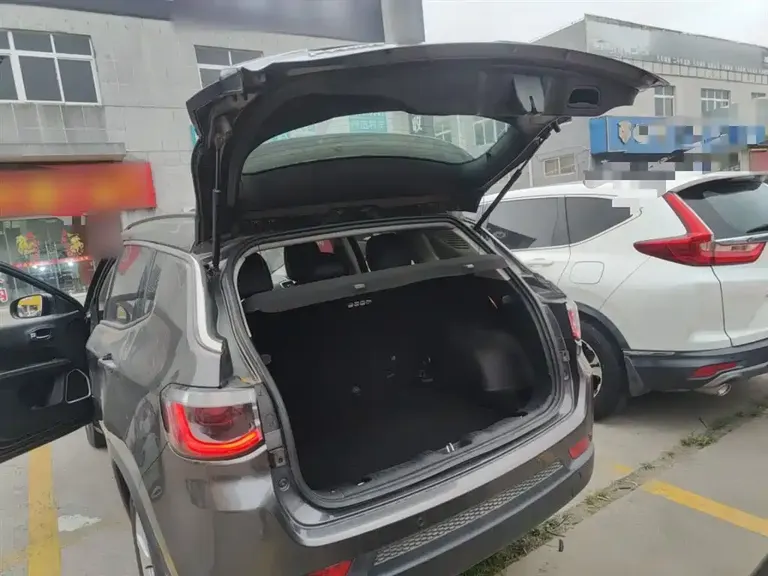 Jeep Compass 200 T Auto Home Enjoyment