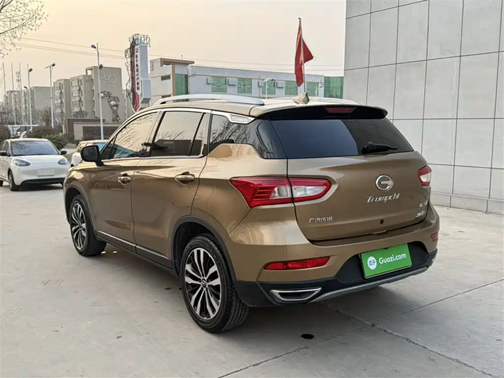 GAC Trumpchi GS4 200 T G-DCT Luxury