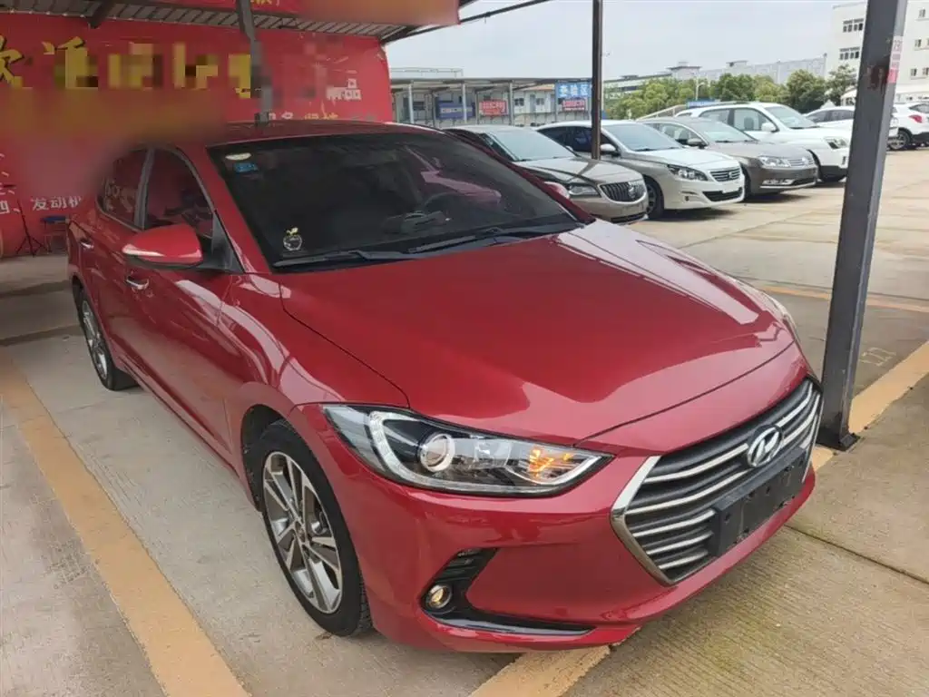 Elantra 1.6 L Auto Smart Dazzle · Elite